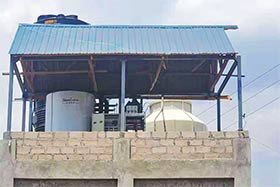 非洲烏干達，日產20噸片冰機